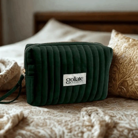 Balsam Intim Regenerant pentru zona intimă + Cremă Gourmet Couple  + Free Pouch